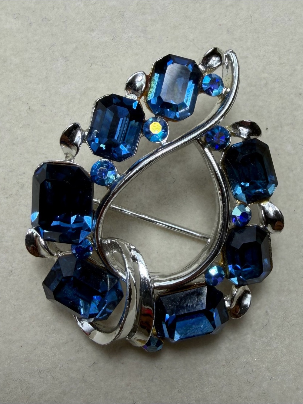 Vintage Lisner Silver-Tone Deep Blue Crystal Teardrop Brooch